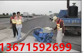 T550抛丸机.jpg T550抛丸机.jpg