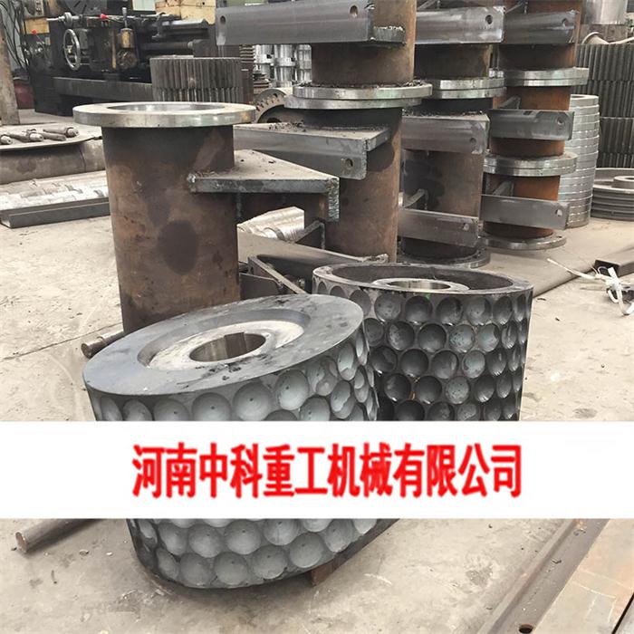 型煤压球机供应 欢迎咨询 中科供应