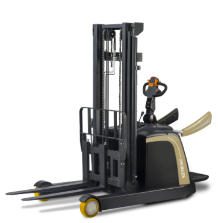 六盘水**全电动堆高车 客户至上 基柯供应