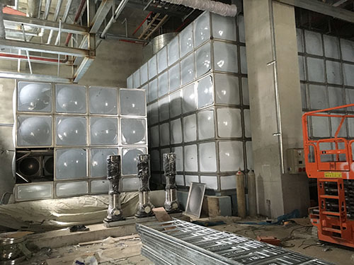 无锡圆柱形不锈钢保温水箱厂家 鸿迪供应