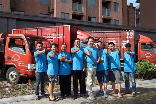 搬家公司月薪八千难招搬运工 工人:太累几乎脱