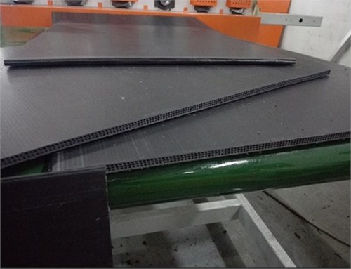 PP中空塑料建筑模板生产线 苏州金韦尔机械供应