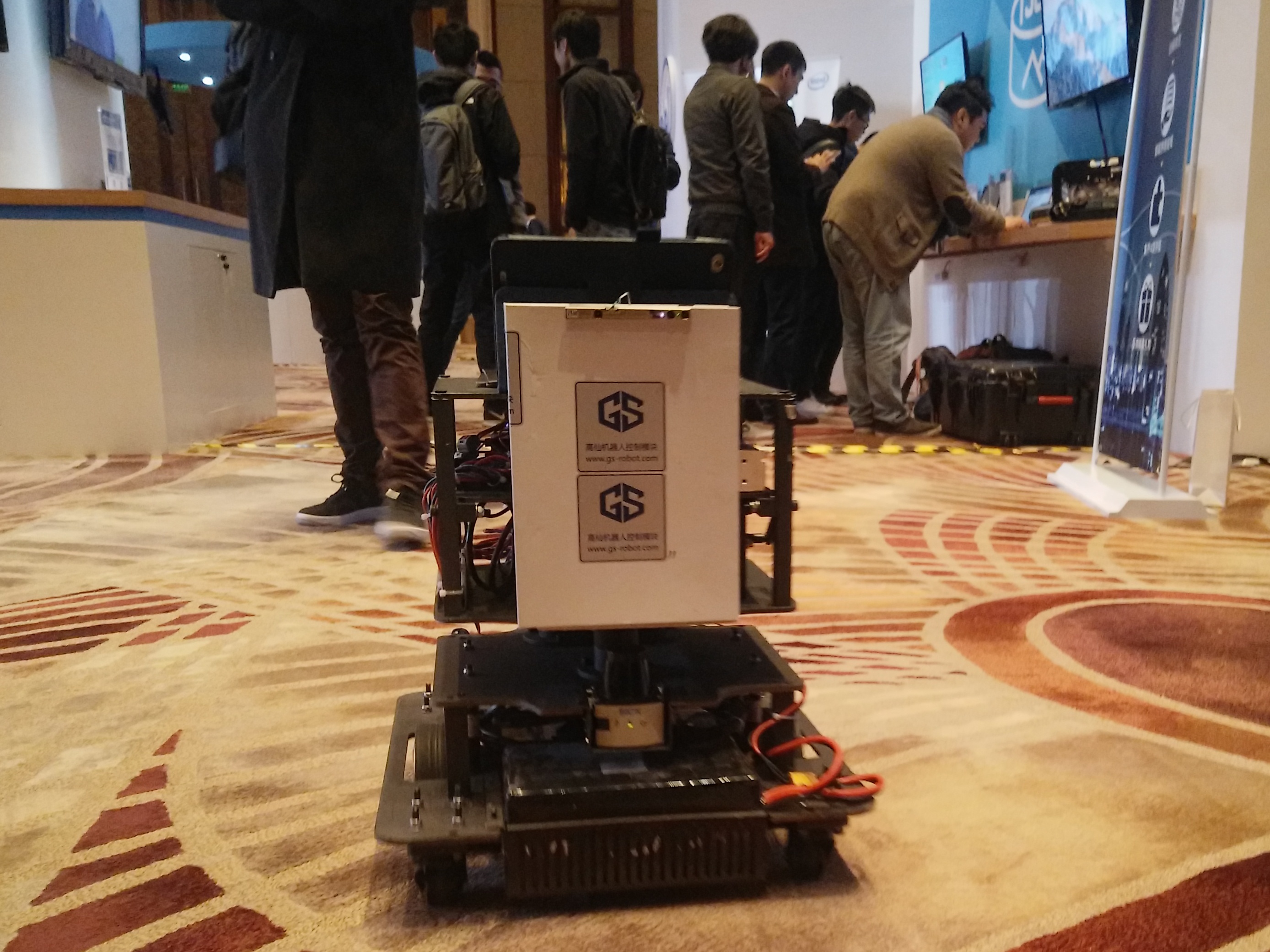 上海高仙机器人荣获英特尔智胜未来创新大赛