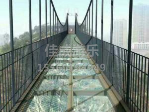 玻璃吊桥.jpg